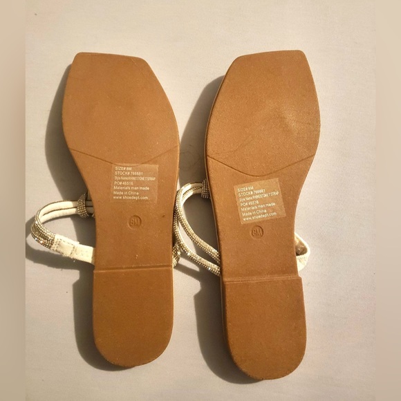 Gorgeous Rhinestone Knot Sandals - Picture 2 of 2